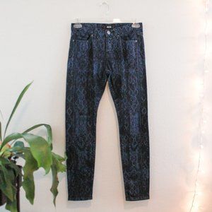 BDG Mid-Rise Patterned Jeans